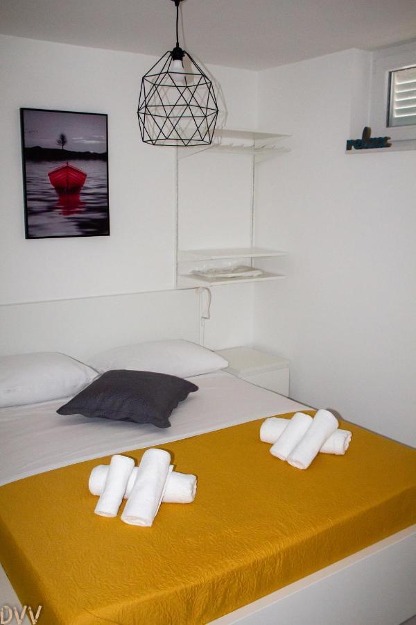 Apartmani MY WAY Tribunj  Bagian luar foto